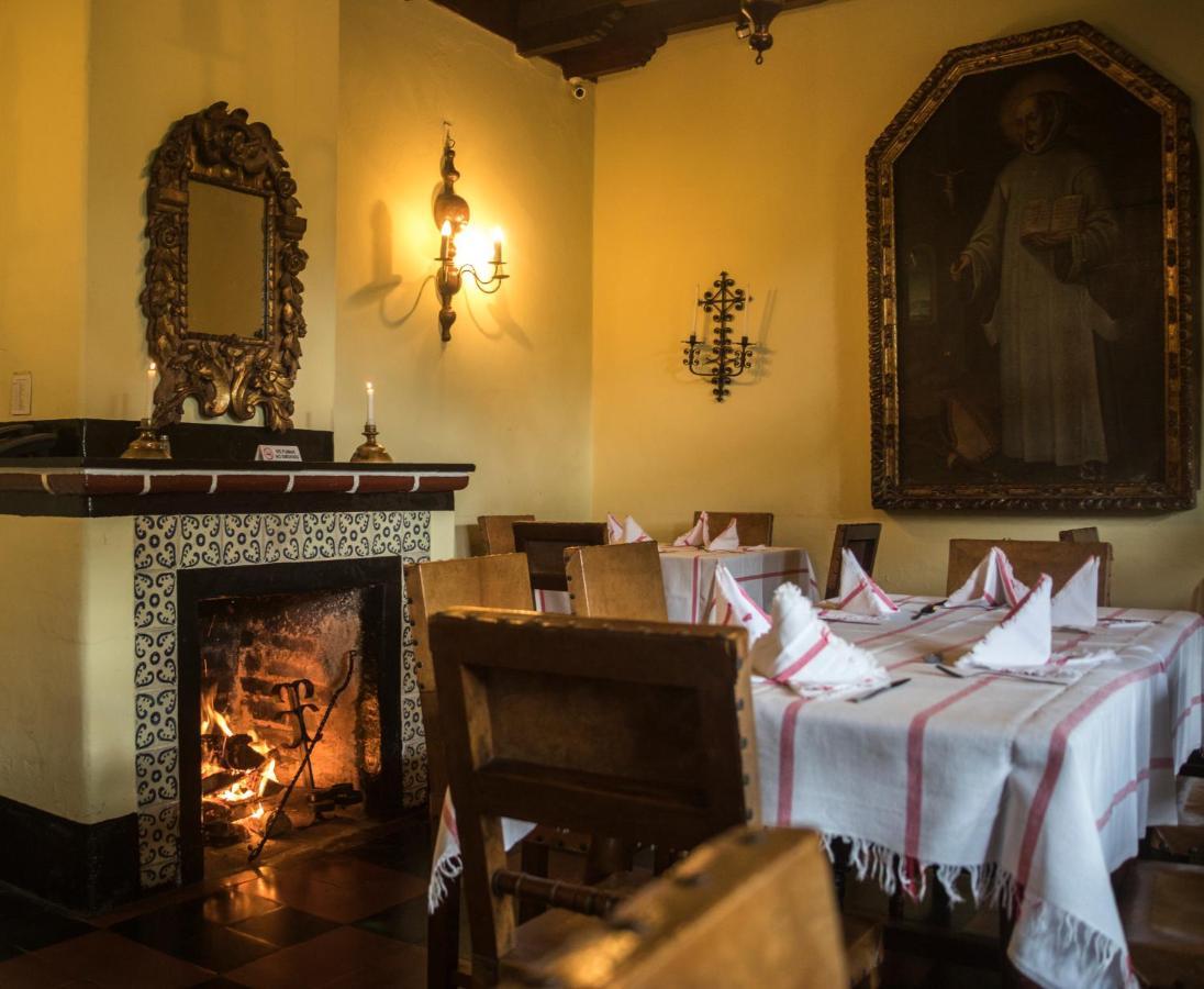 Hotel Museo Mayan Inn Chichicastenango Exterior photo