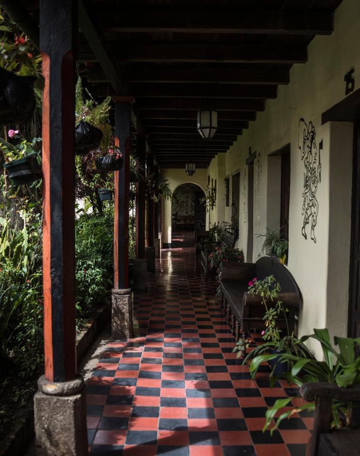 Hotel Museo Mayan Inn Chichicastenango Exterior photo